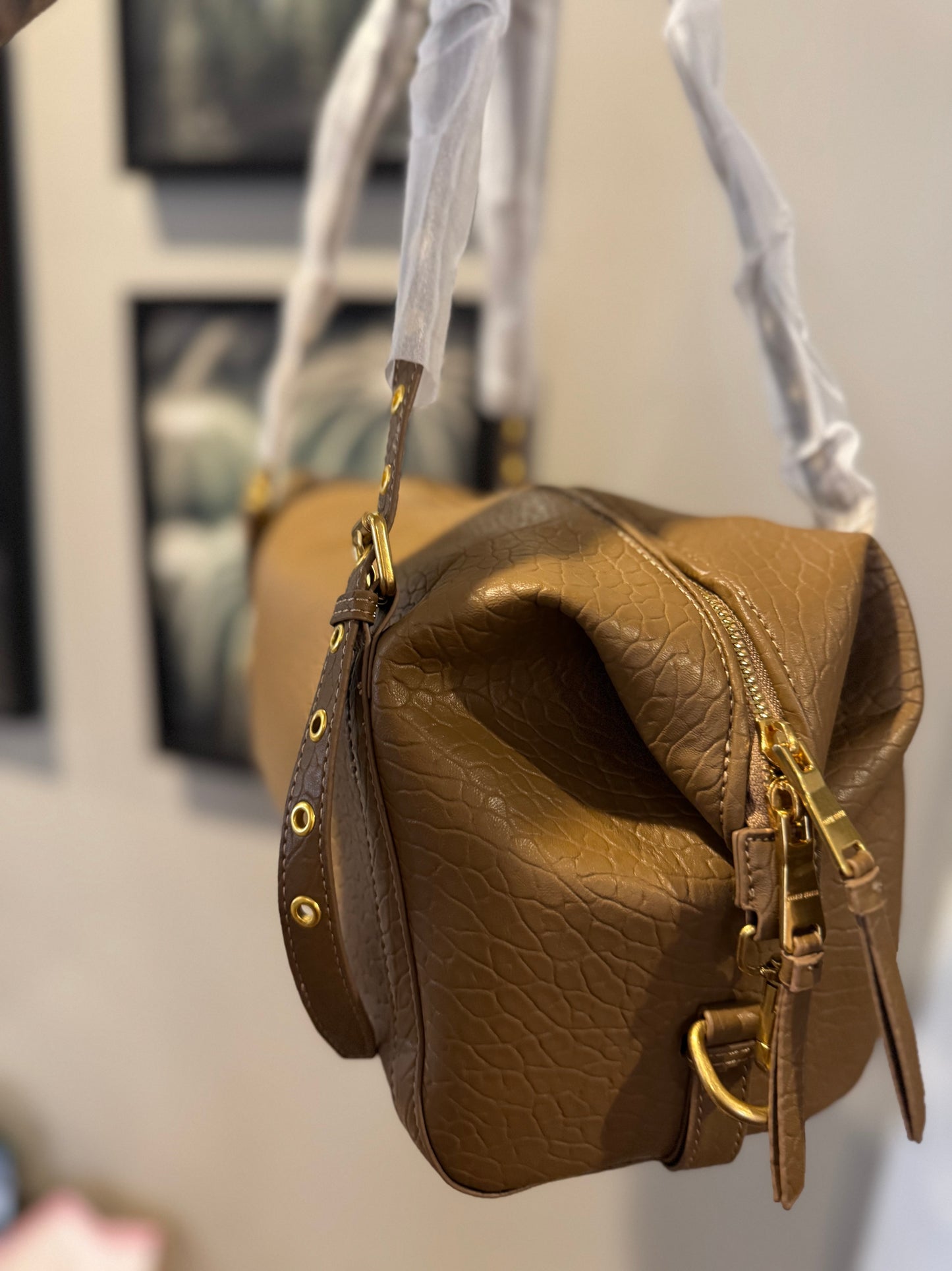 MewMew leather shoulder brown