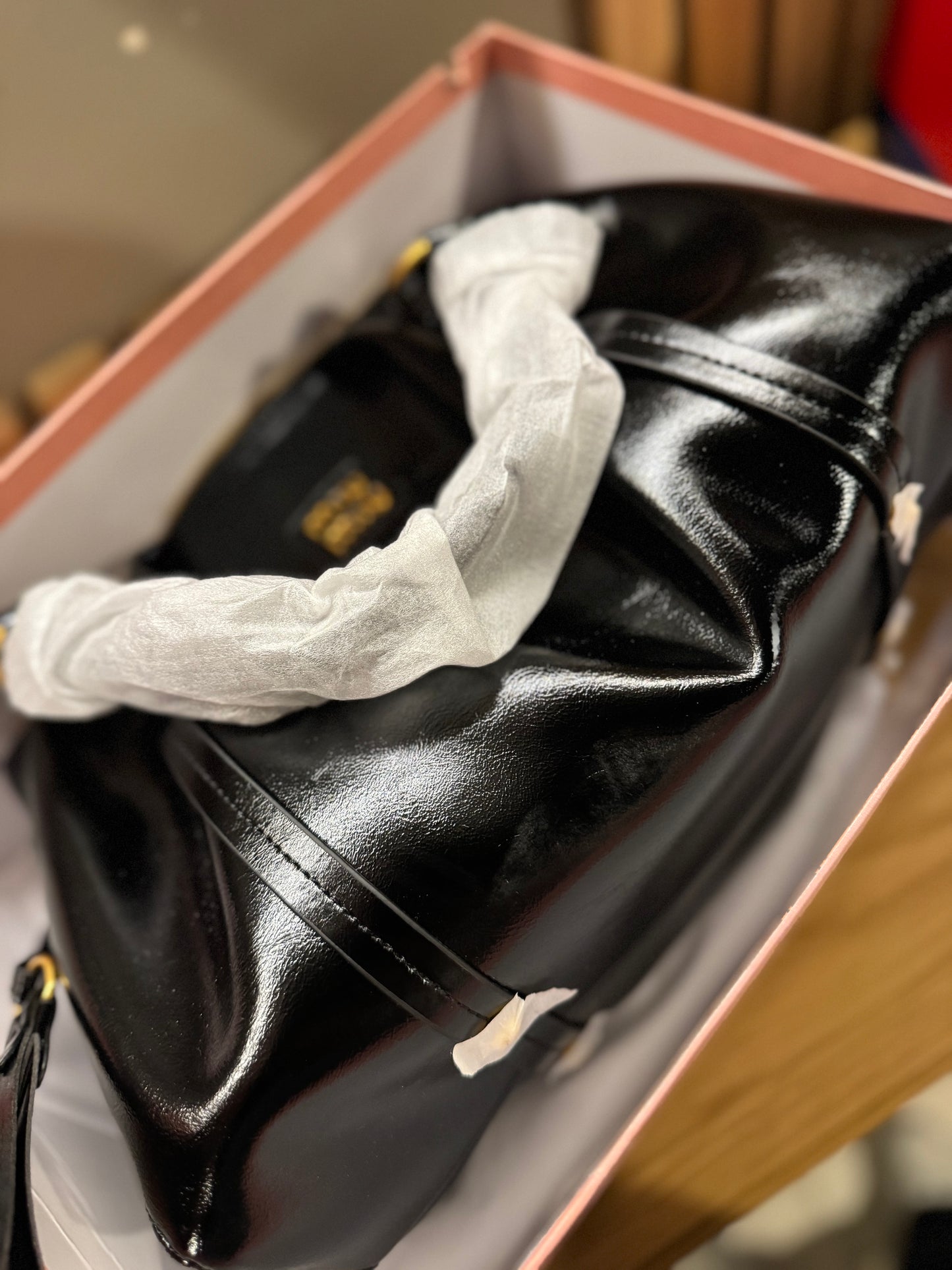 MewMew leather bag