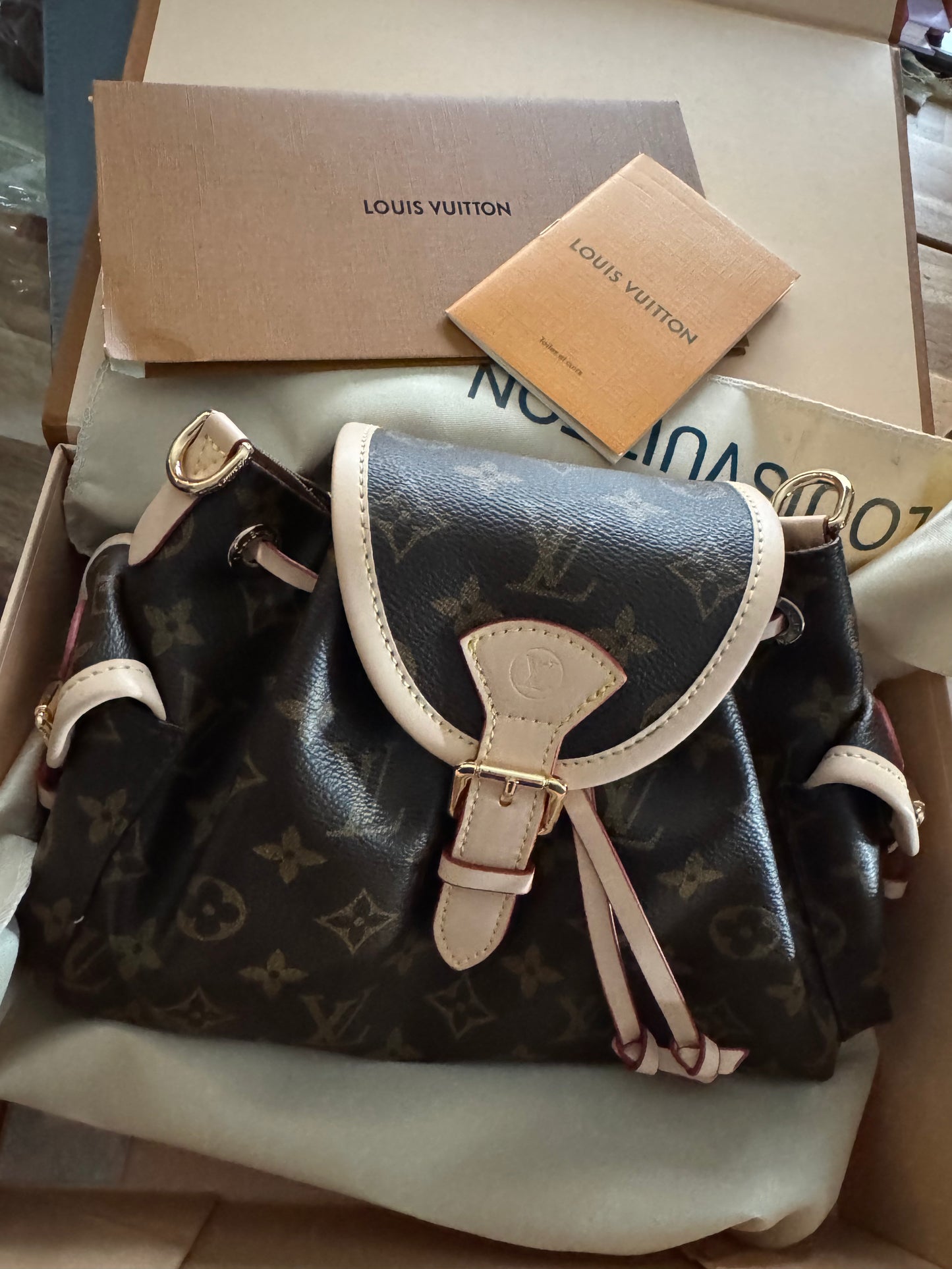 ELVee crossbody “mini bookbag”