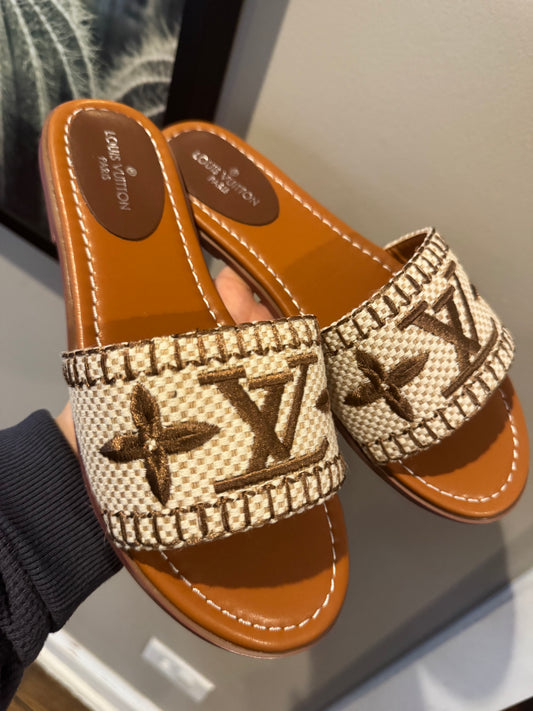 LV slides size 7