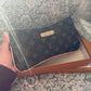 ELVee pocheette liv