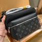 ELVee messenger bag