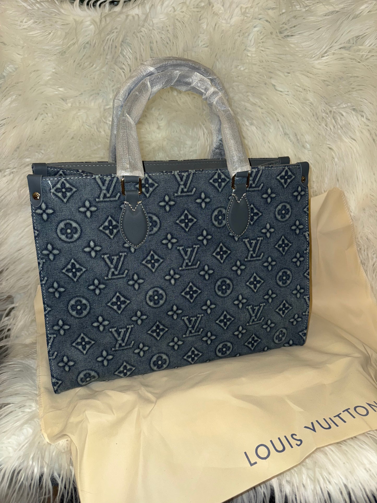 On the Go debin ElVee tote