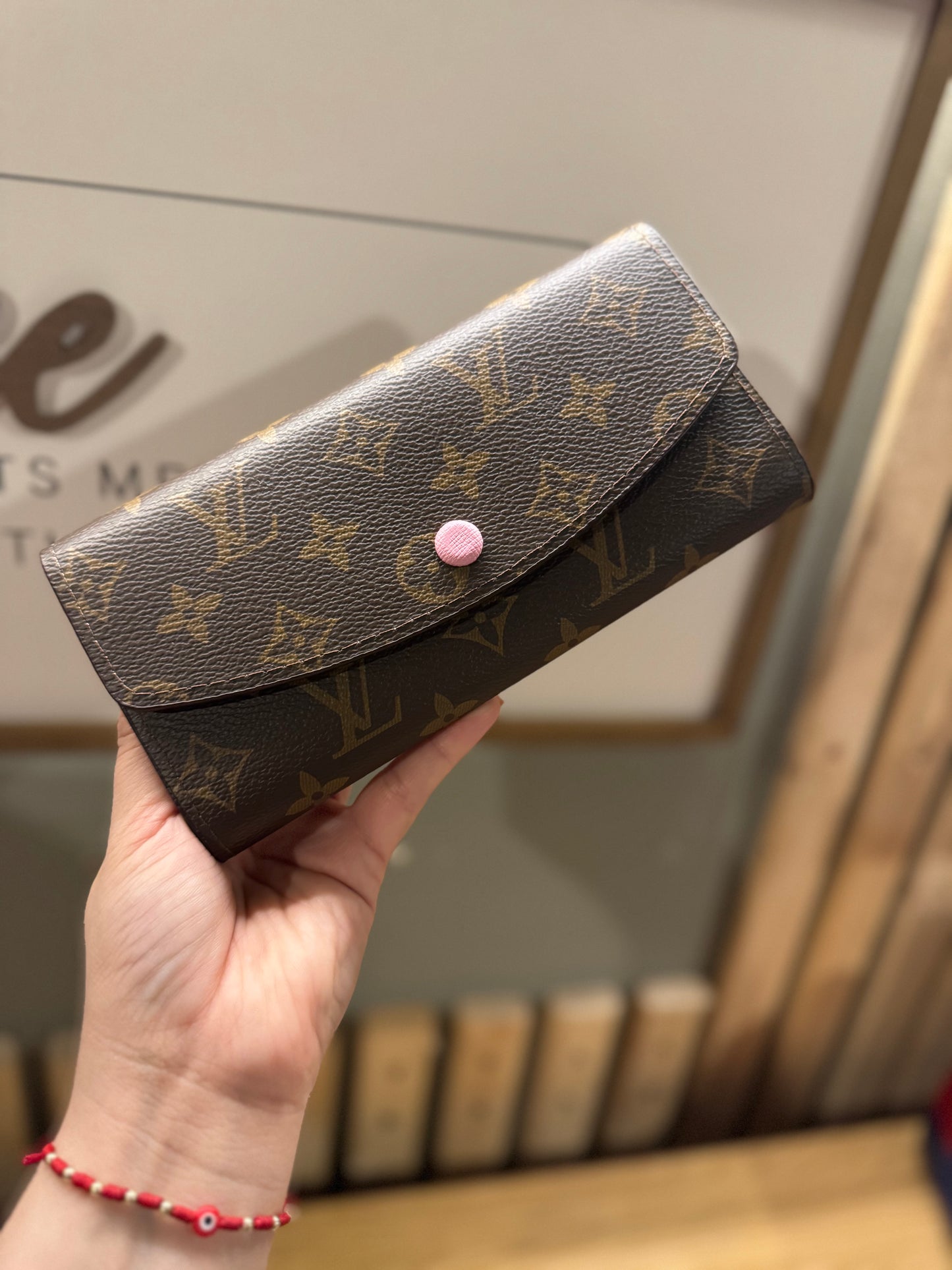 ELVee bi-fold wallet