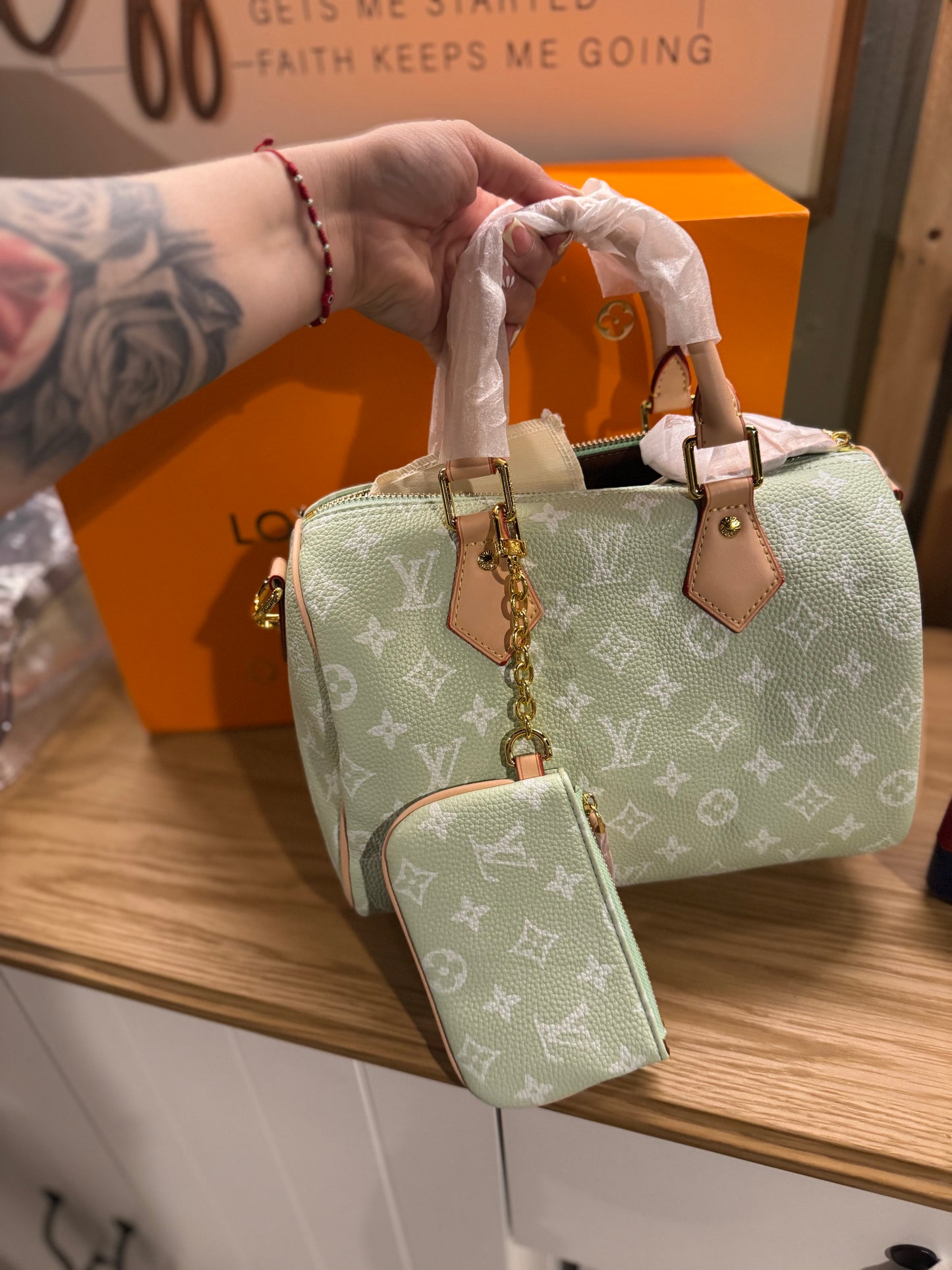 ElVee speedy 25