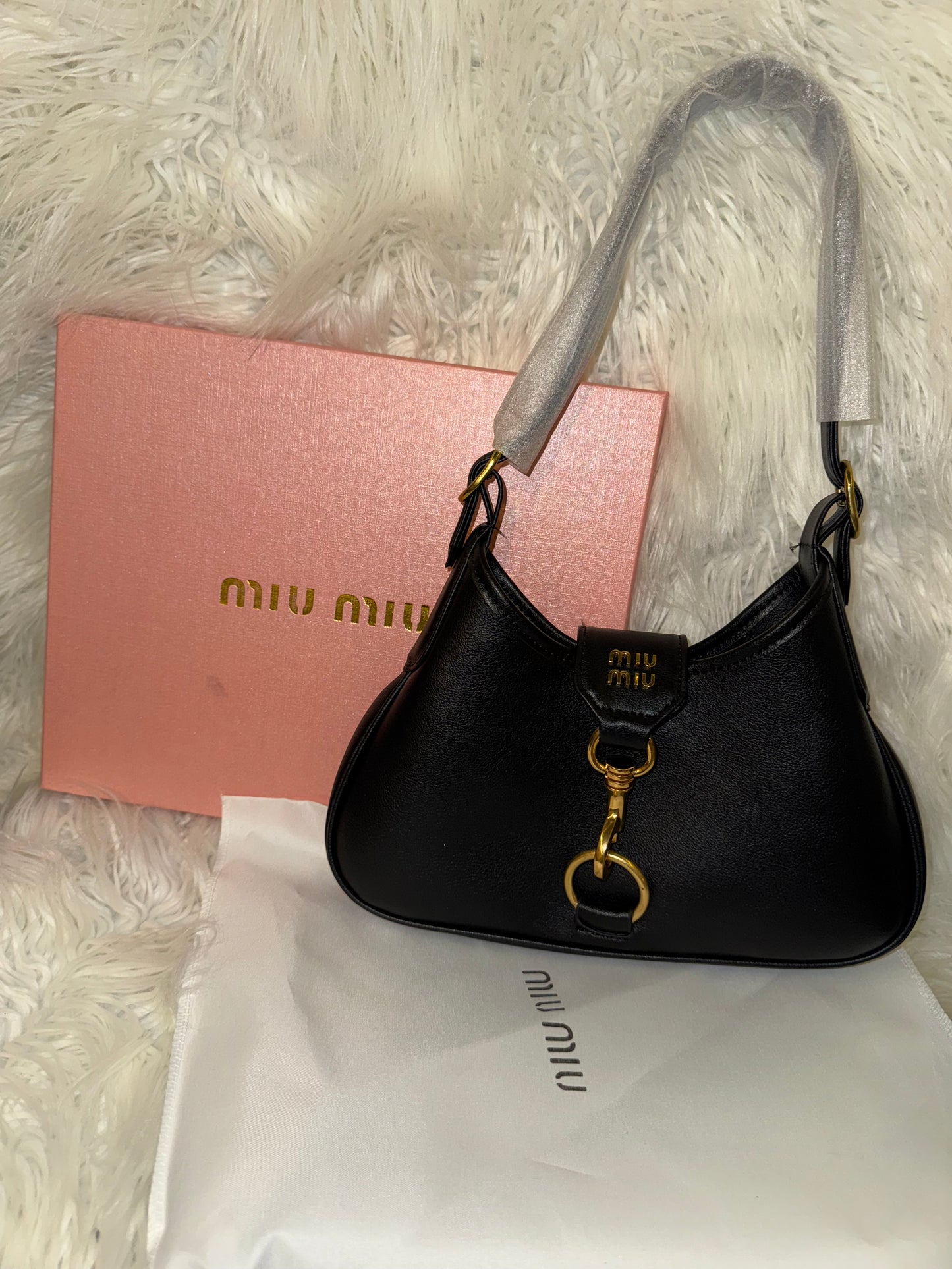 MewMew shoulder bag