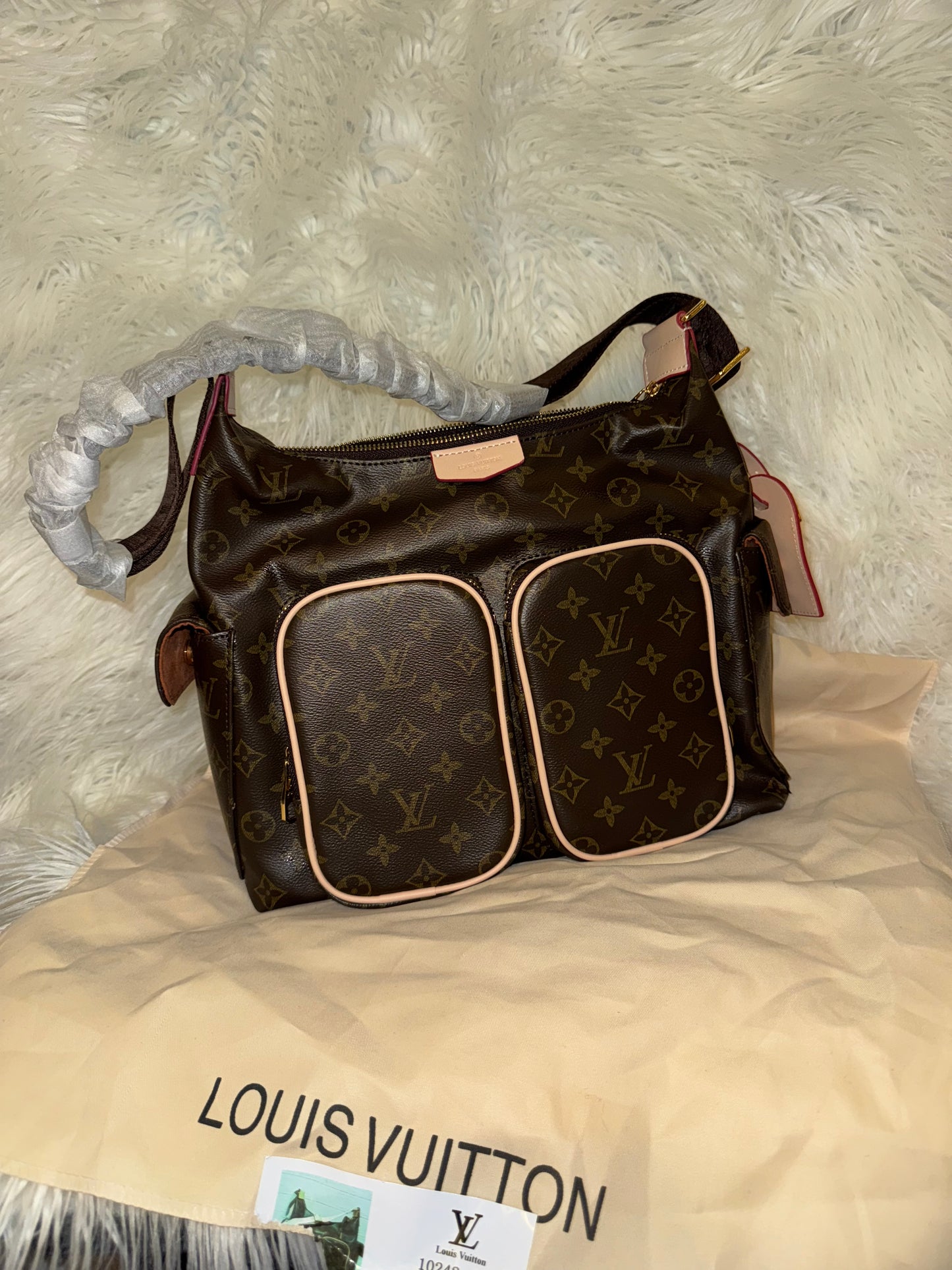 ELvee messenger bag